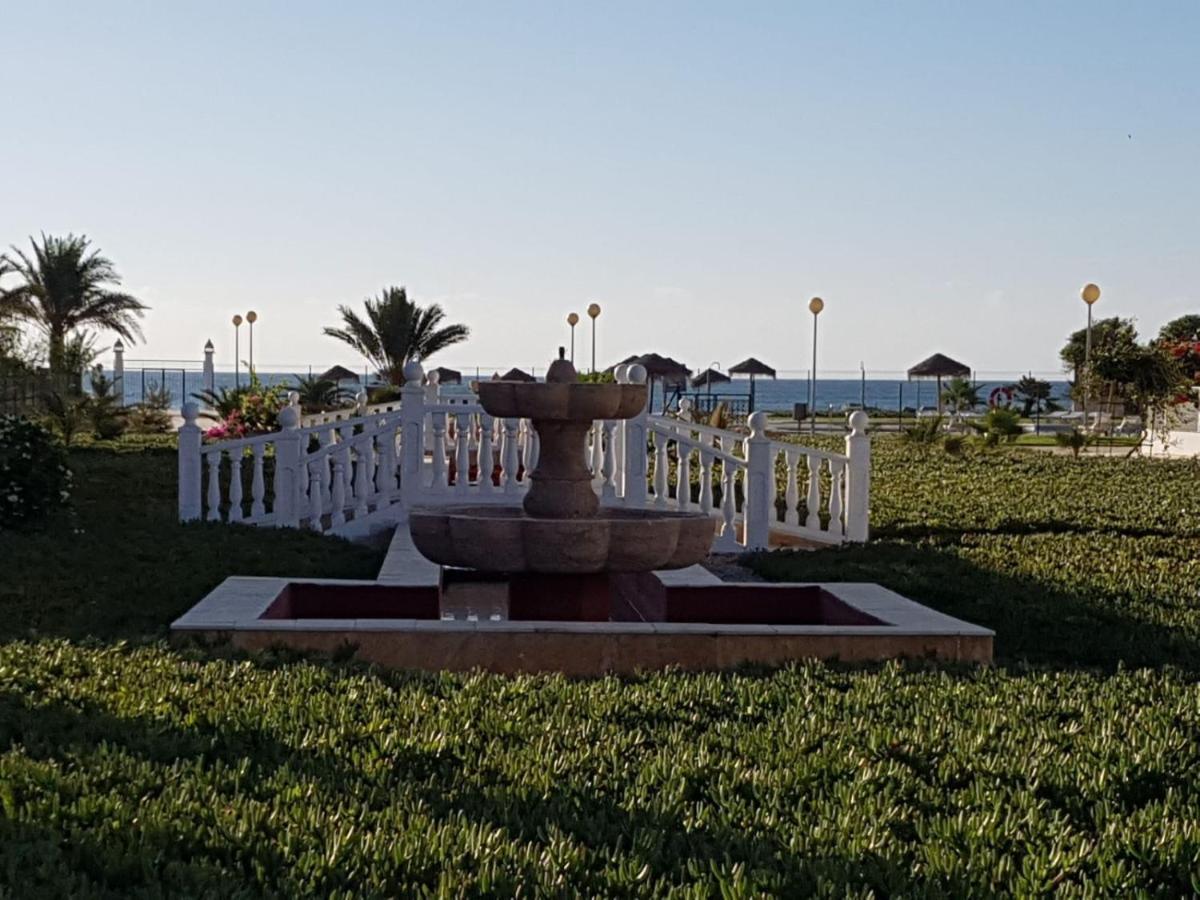 Casa Baja Naturista Con Patio En Primera Linea De Playa Con Piscina Comunitaria! Бера Екстер'єр фото