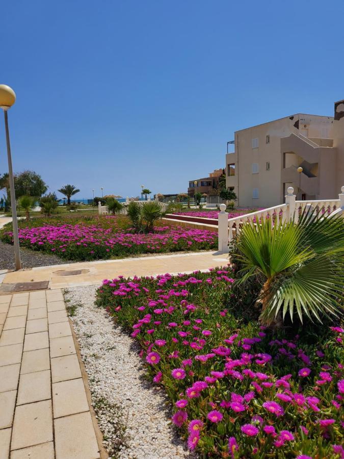 Casa Baja Naturista Con Patio En Primera Linea De Playa Con Piscina Comunitaria! Бера Екстер'єр фото