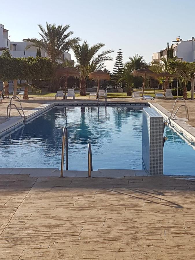 Casa Baja Naturista Con Patio En Primera Linea De Playa Con Piscina Comunitaria! Бера Екстер'єр фото