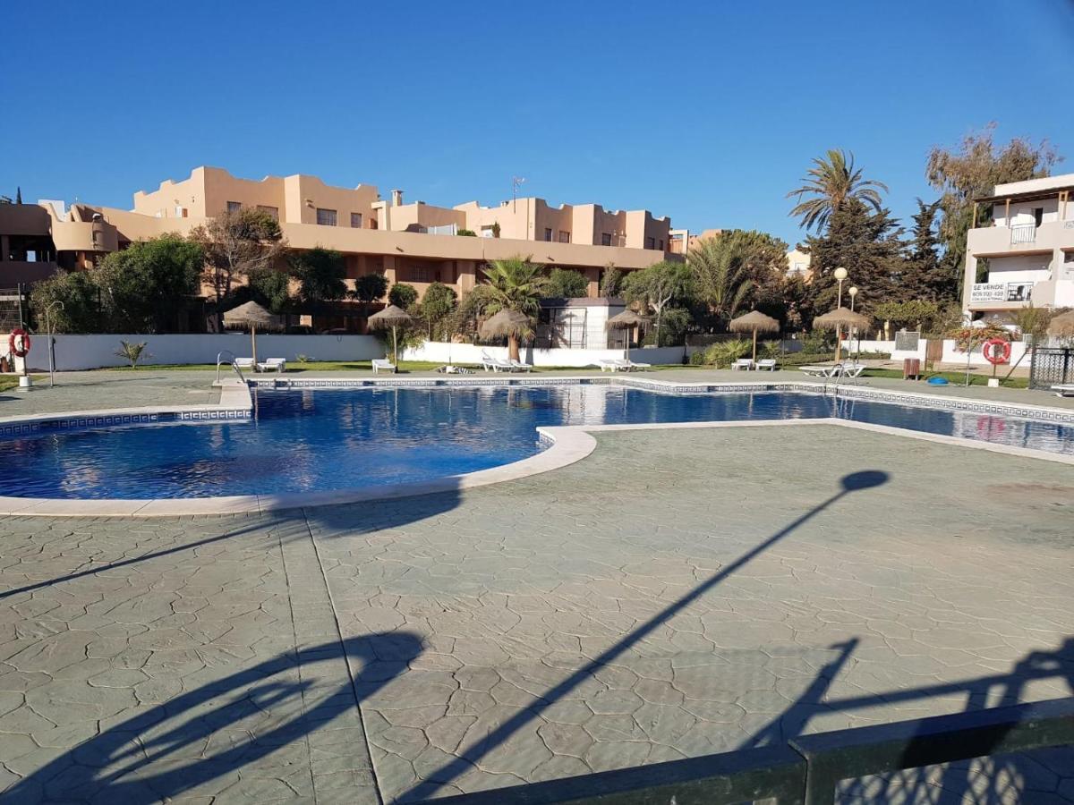 Casa Baja Naturista Con Patio En Primera Linea De Playa Con Piscina Comunitaria! Бера Екстер'єр фото