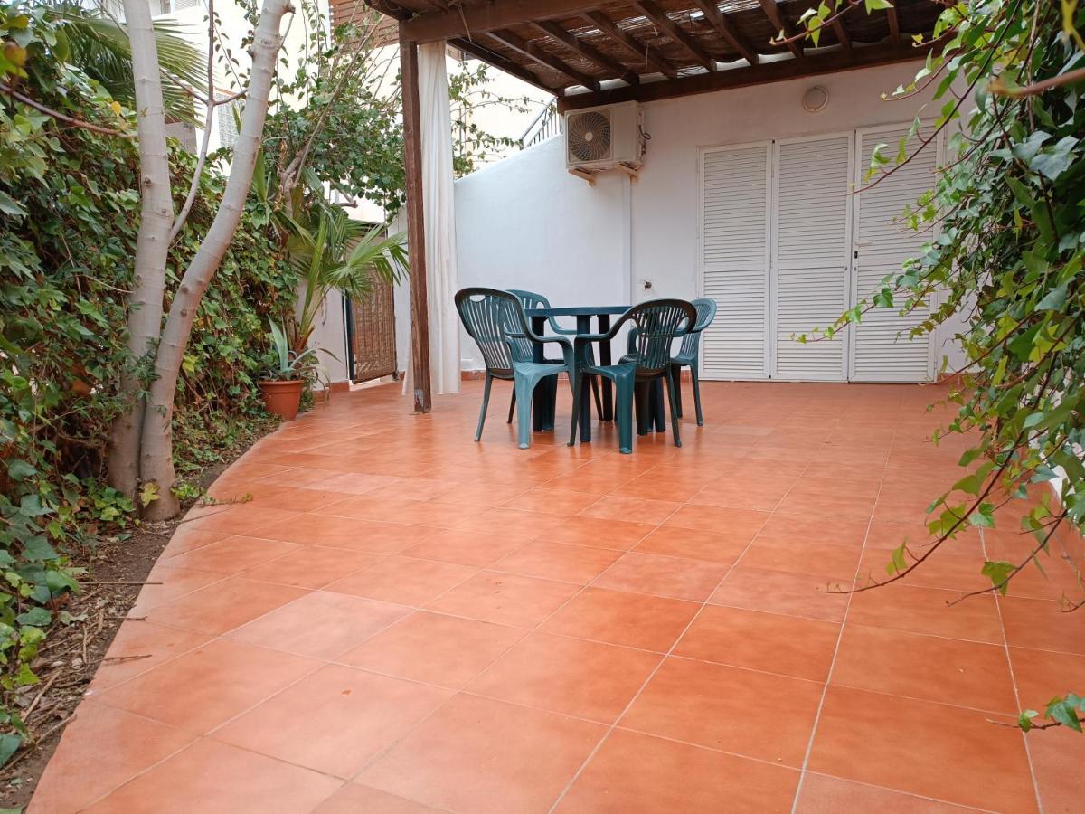 Casa Baja Naturista Con Patio En Primera Linea De Playa Con Piscina Comunitaria! Бера Екстер'єр фото